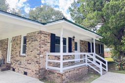 108 Franklin Street photo 4