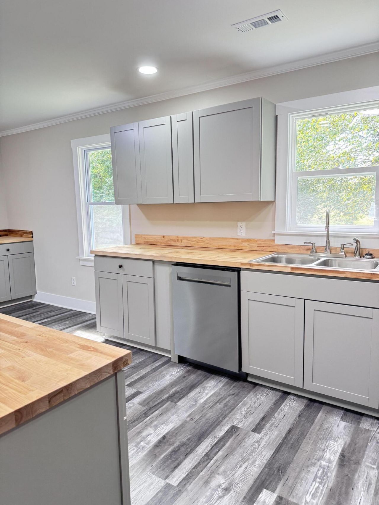 108 Franklin Street Photo 22