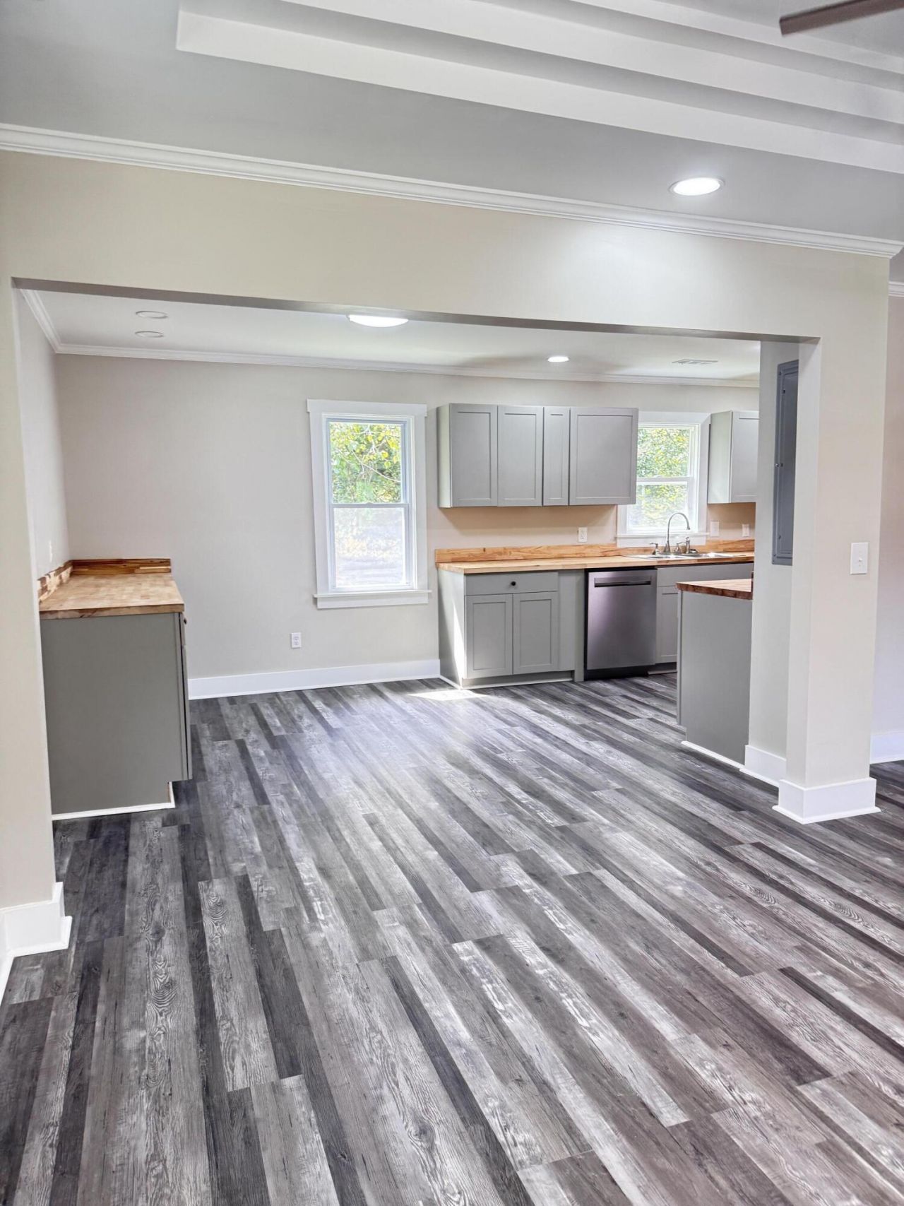 108 Franklin Street Photo 31