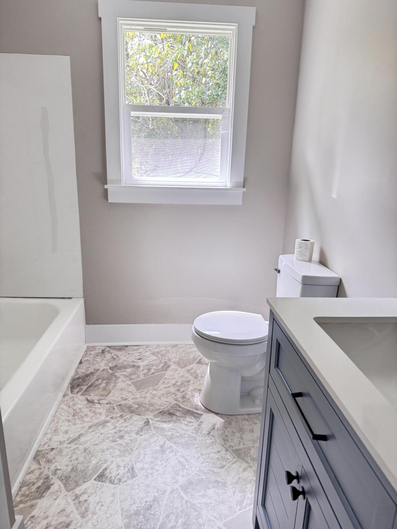 108 Franklin Street Photo 36