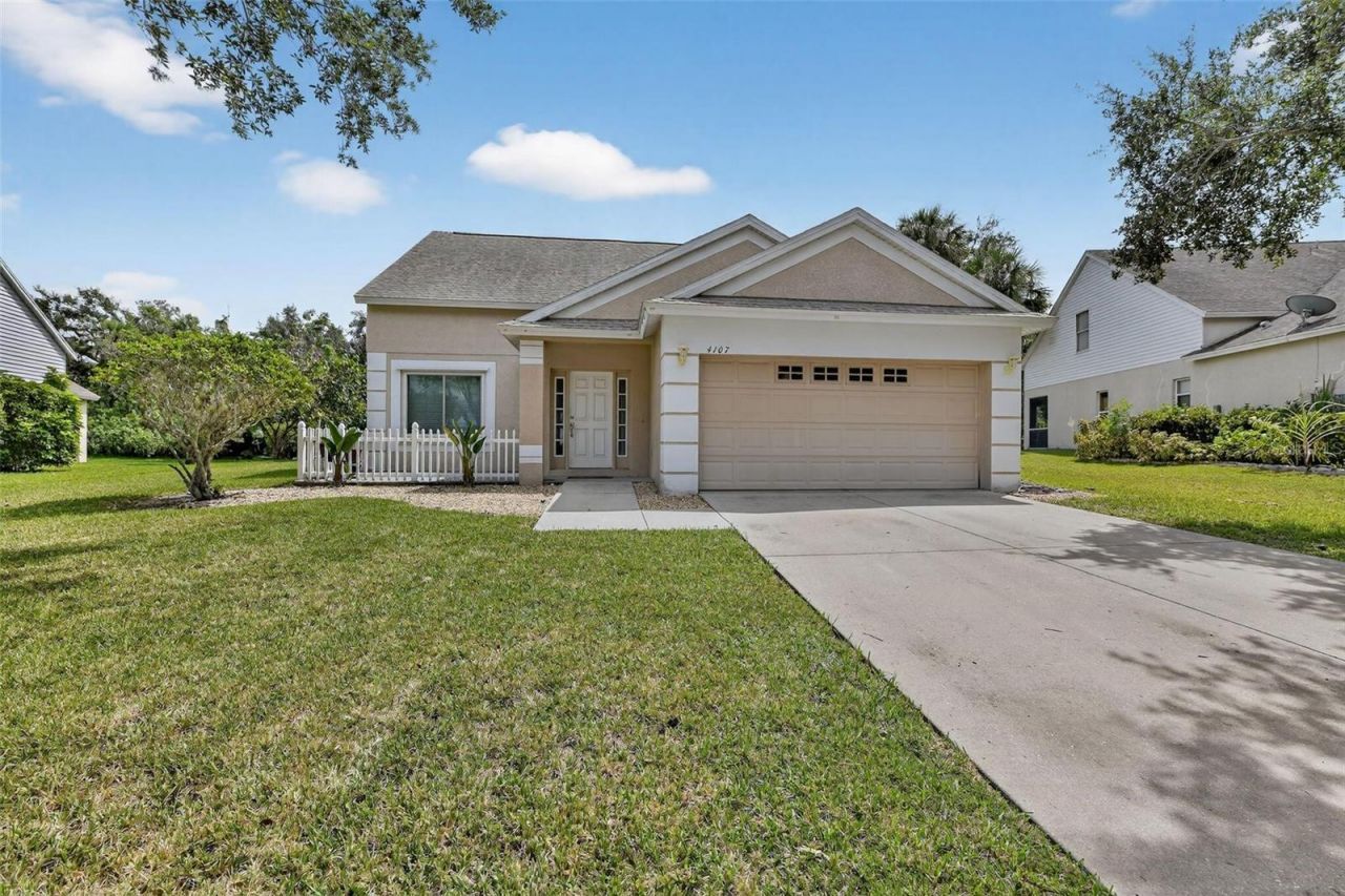 4107 34th Street E, Bradenton, FL 34208 Main Photo