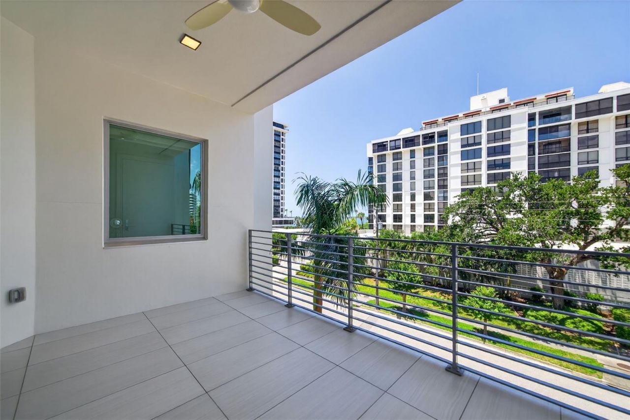 711 S Palm Avenue, Unit 303, Sarasota, FL 34236 Photo