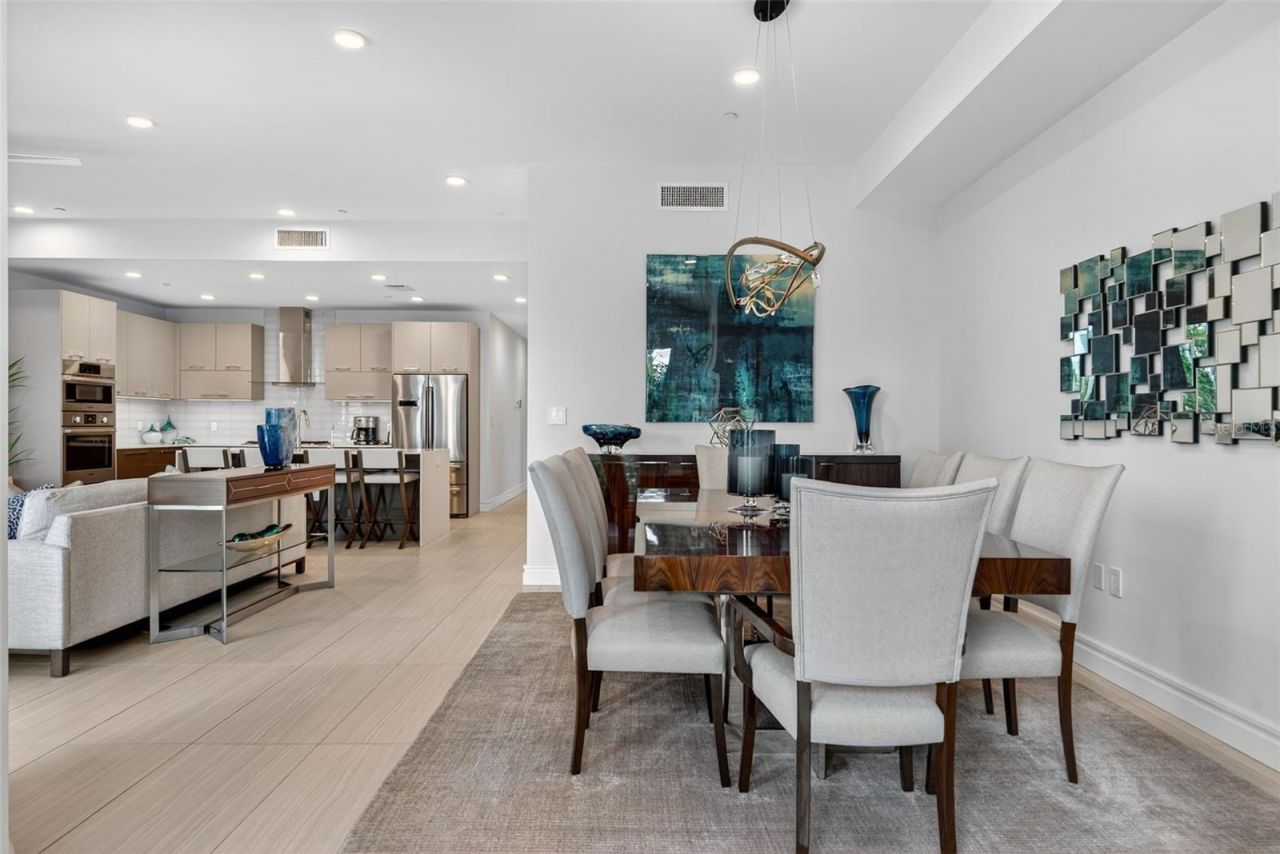 711 S Palm Avenue, Unit 303, Sarasota, FL 34236 Photo