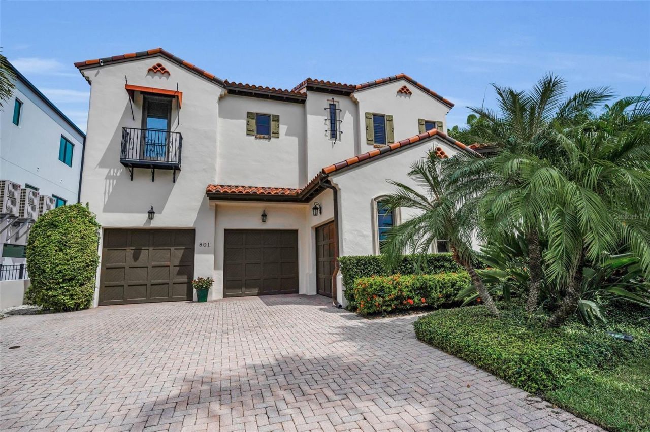 801 Brightwaters Boulevard Ne, Saint Petersburg, FL 33704 Photo