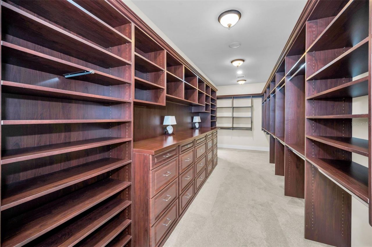 801 Brightwaters Boulevard Ne, Saint Petersburg, FL 33704 Photo