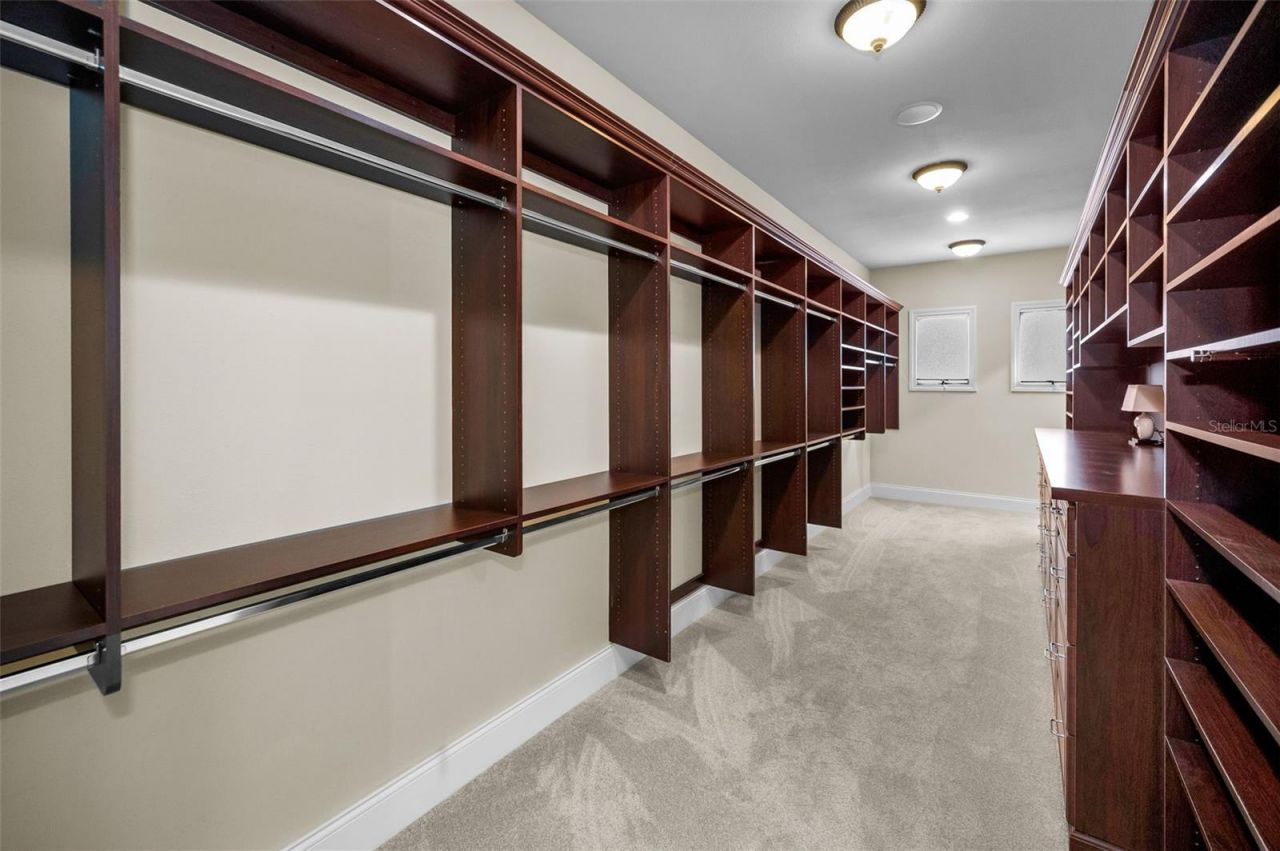 801 Brightwaters Boulevard Ne, Saint Petersburg, FL 33704 Photo