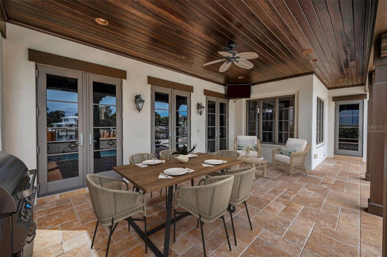 801 Brightwaters Boulevard Ne, Saint Petersburg, FL 33704 Photo