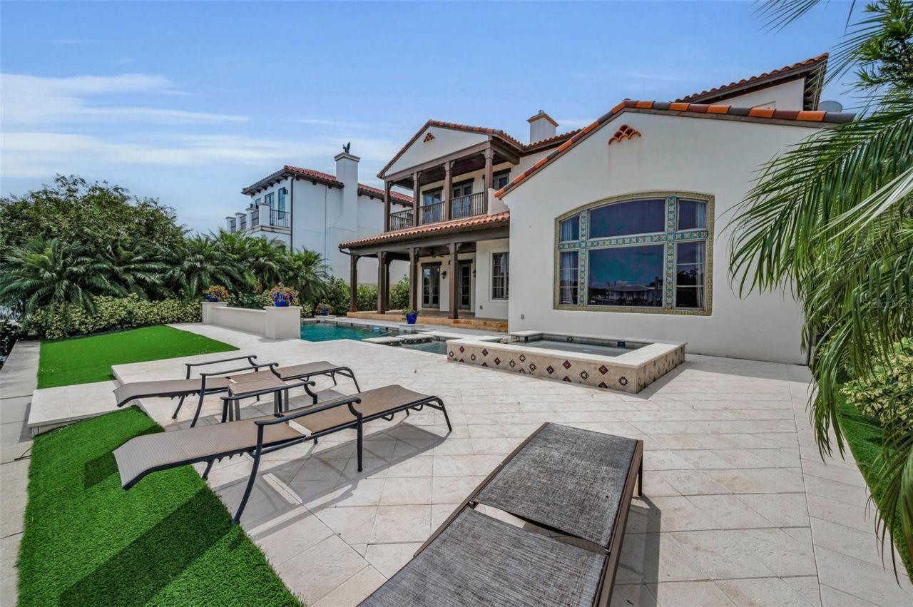 801 Brightwaters Boulevard Ne, Saint Petersburg, FL 33704 Photo