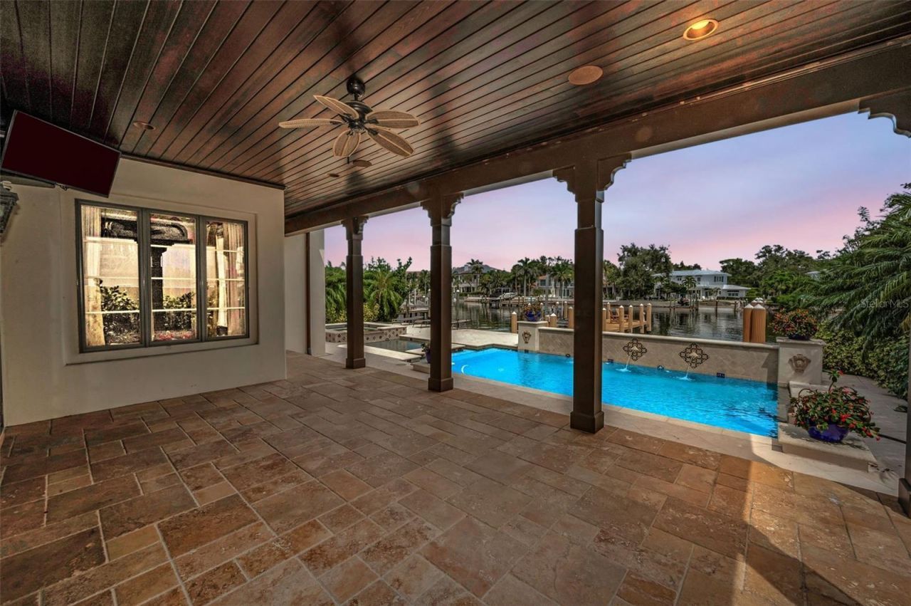 801 Brightwaters Boulevard Ne, Saint Petersburg, FL 33704 Photo