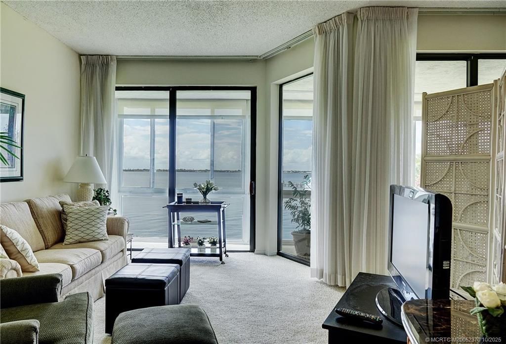 2370 NE Ocean Boulevard, Unit C305, Stuart, FL 34996 Photo