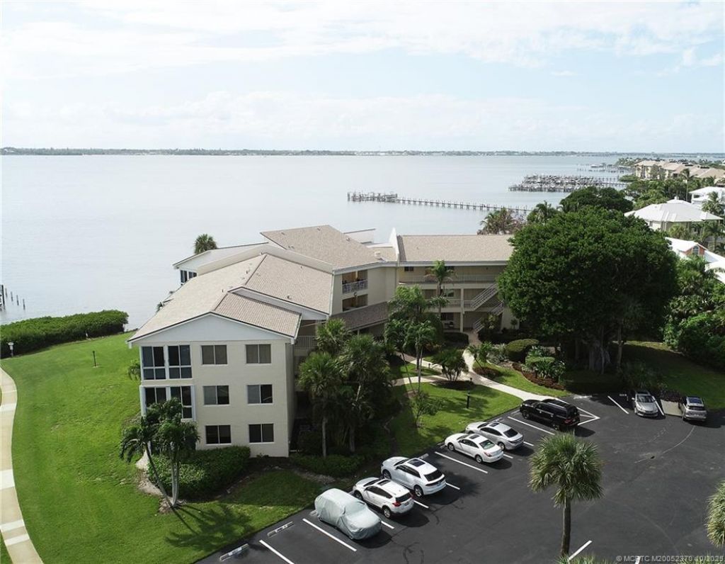 2370 NE Ocean Boulevard, Unit C305, Stuart, FL 34996 Photo