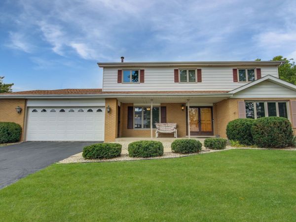 16909 Paxton Avenue, South Holland, IL 60473