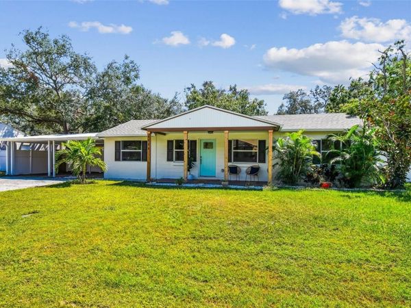 4726 W KNIGHTS AVENUE, TAMPA, FL 33611