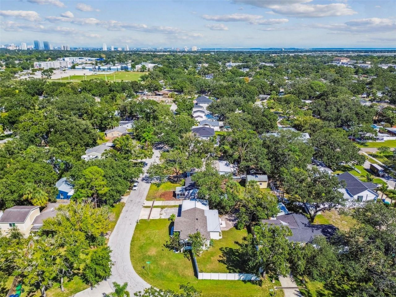 4726 W Knights Avenue, Tampa, FL 33611 Photo