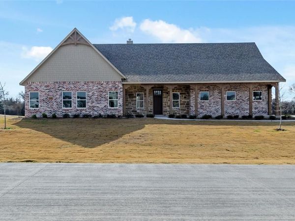 541 Cornerstone Avenue, Reno, TX 76020