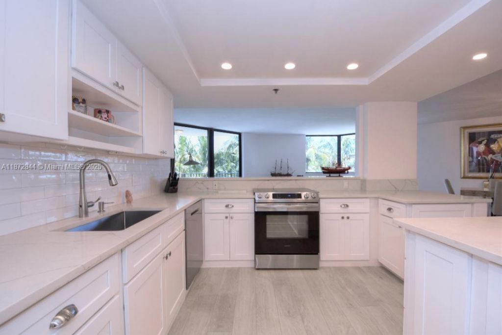 2565 S Ocean Blvd, Unit 205N, Highland Beach, FL 33487 Photo