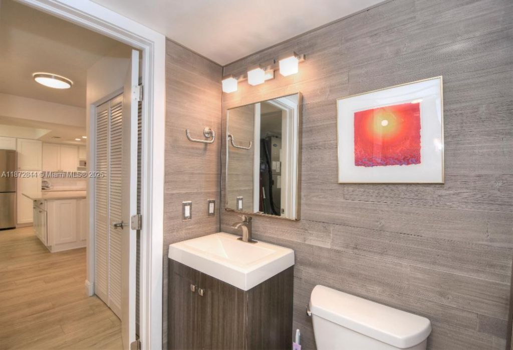 2565 S Ocean Blvd, Unit 205N, Highland Beach, FL 33487 Photo