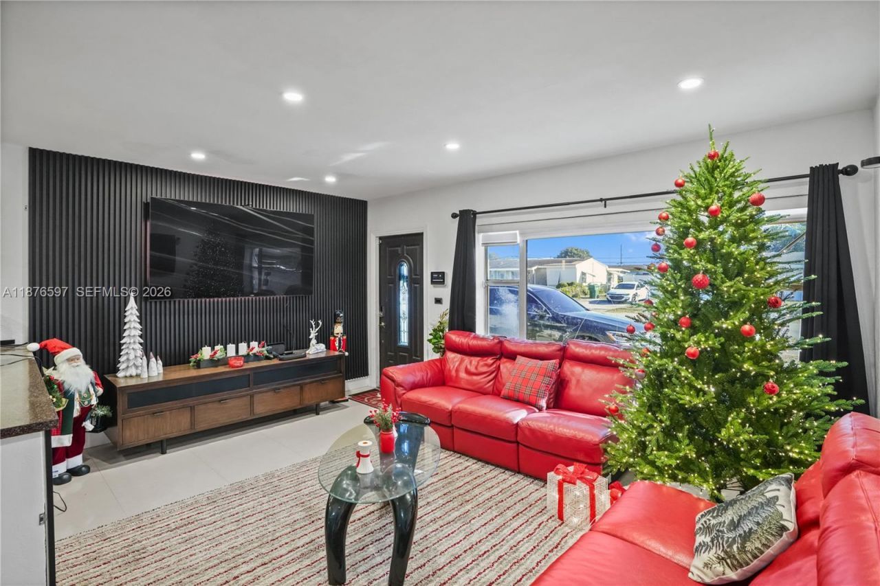 16010 NW 28th Ct, Miami Gardens, FL 33054 Photo