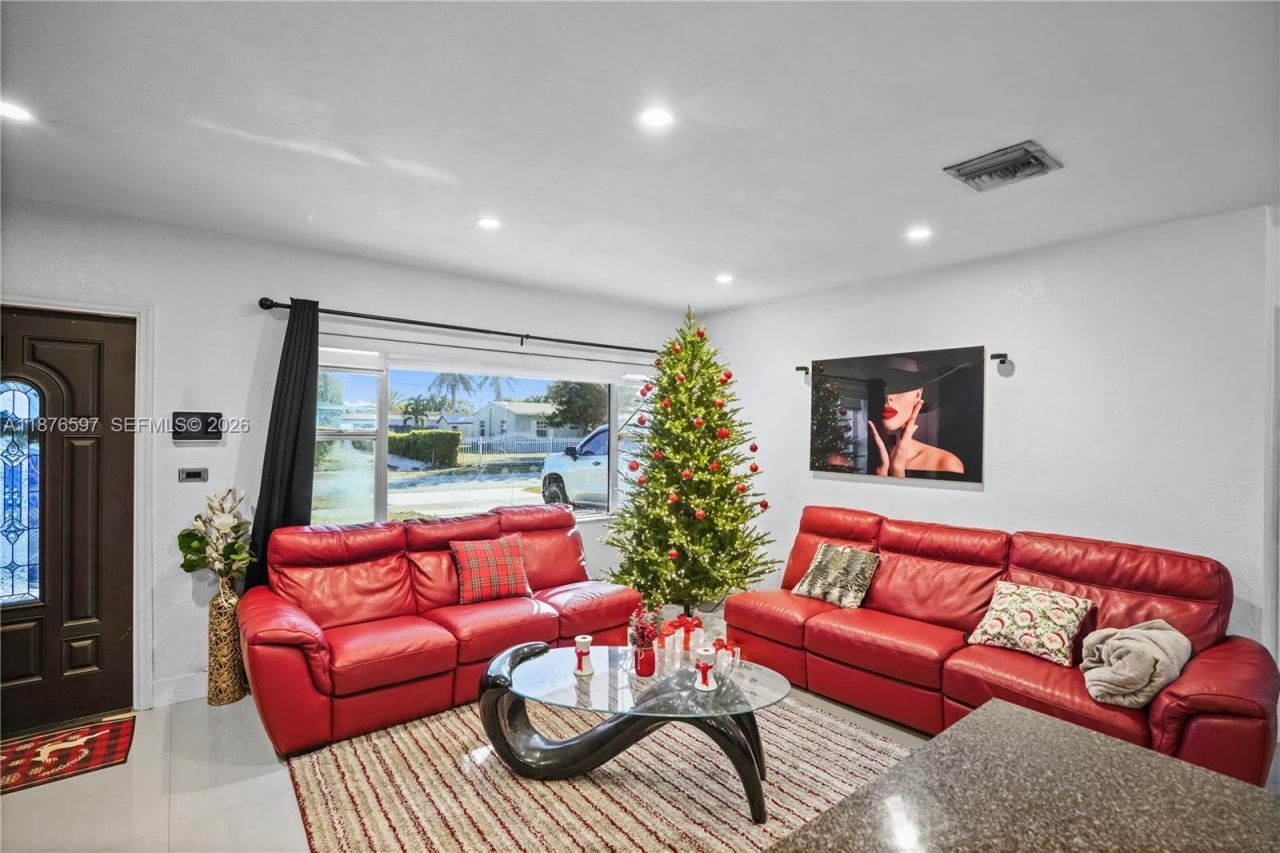 16010 NW 28th Ct, Miami Gardens, FL 33054 Photo