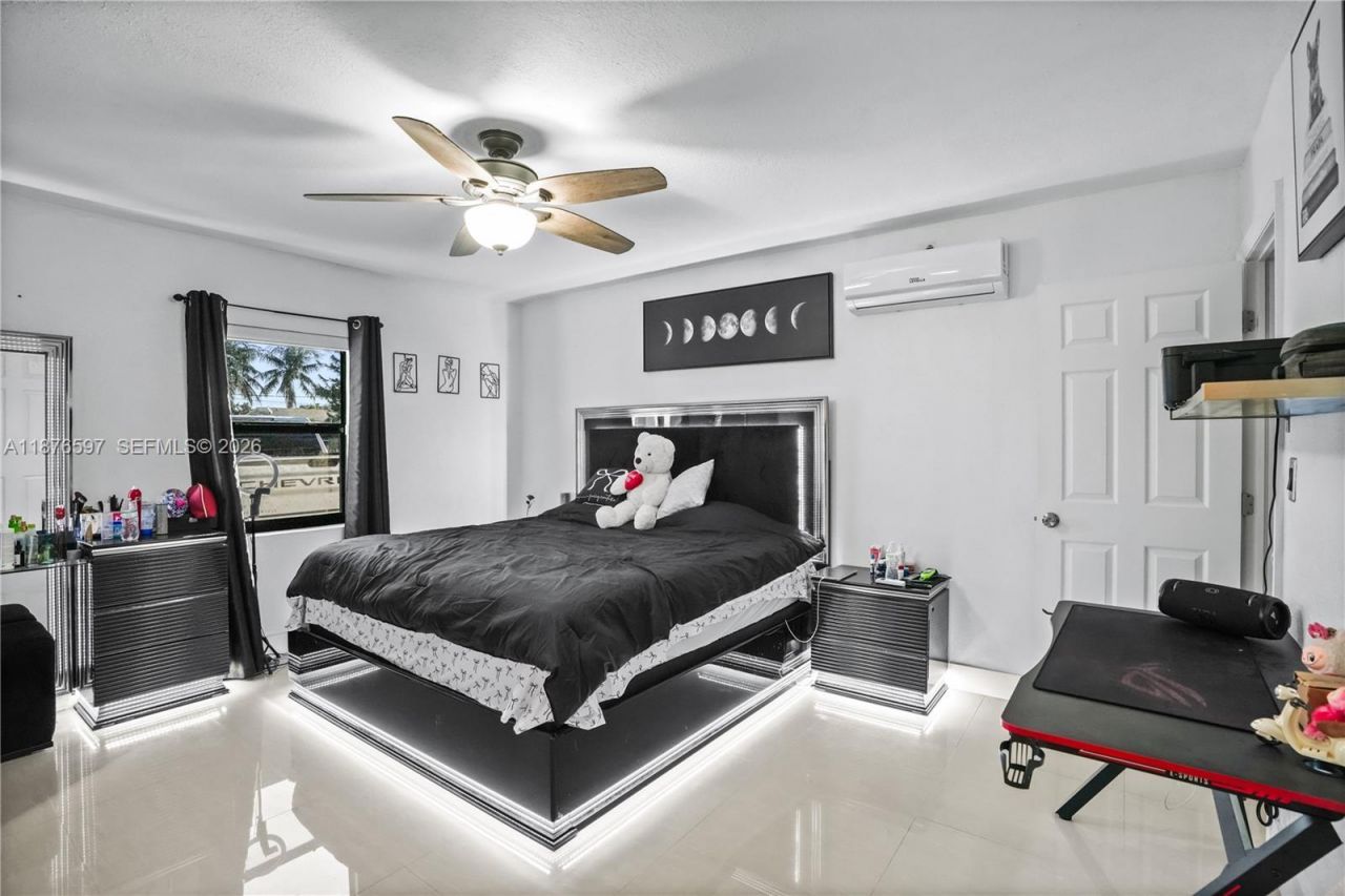 16010 NW 28th Ct, Miami Gardens, FL 33054 Photo