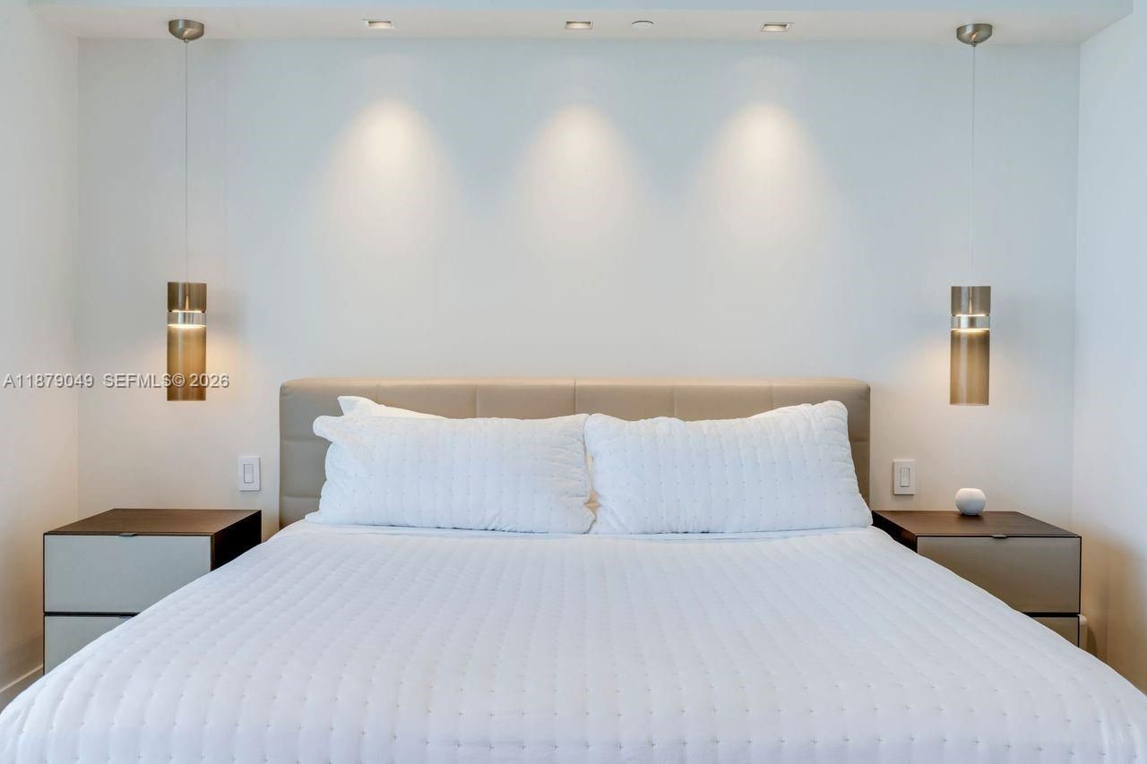 465 Brickell Ave, Unit 4801, Miami, FL 33131 Photo