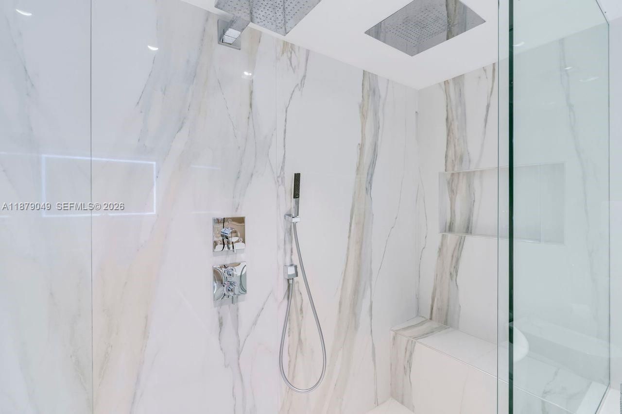 465 Brickell Ave, Unit 4801, Miami, FL 33131 Photo