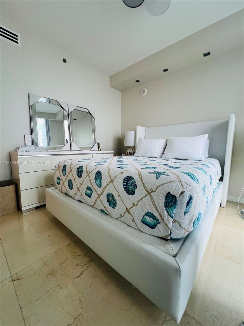 465 Brickell Ave, Unit 4801, Miami, FL 33131 Photo