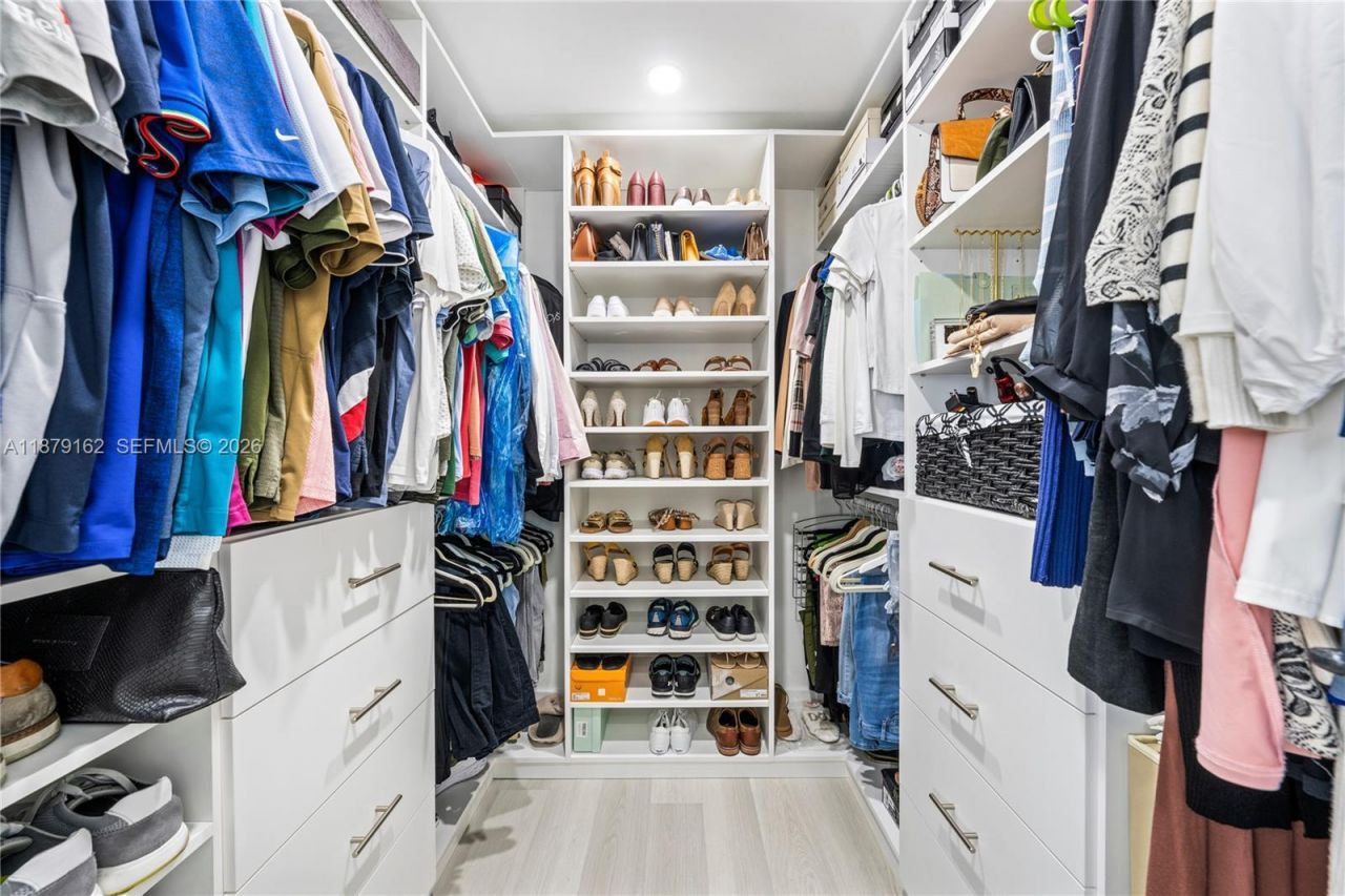 3803 NW 122nd Ter, Sunrise, FL 33323 Photo