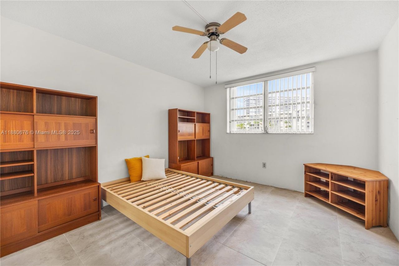 2903 Point East Dr, Unit K111, Aventura, FL 33160 Photo