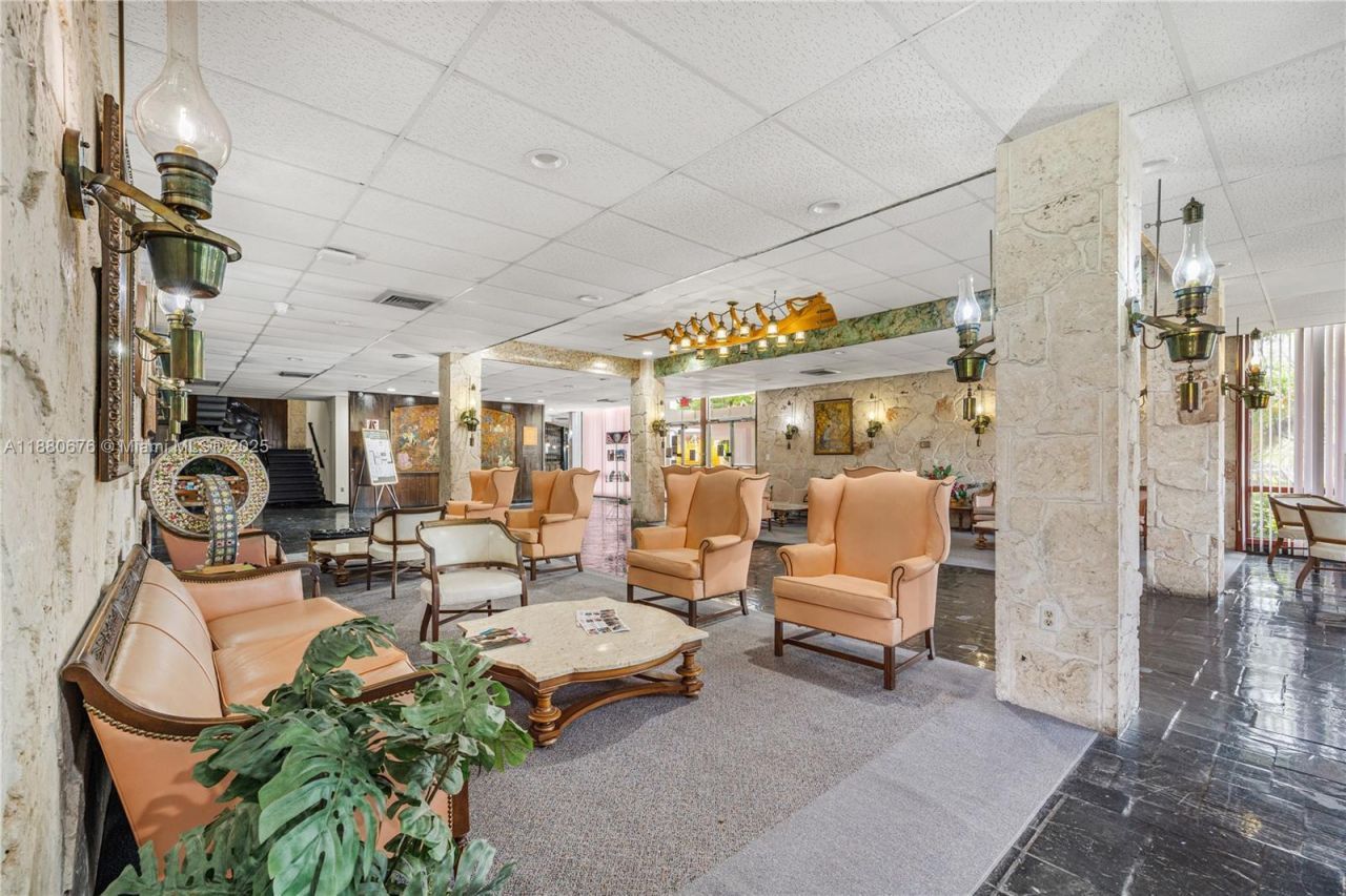 2903 Point East Dr, Unit K111, Aventura, FL 33160 Photo