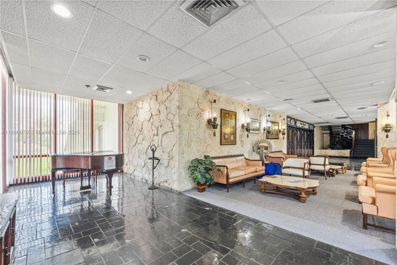 2903 Point East Dr, Unit K111, Aventura, FL 33160 Photo