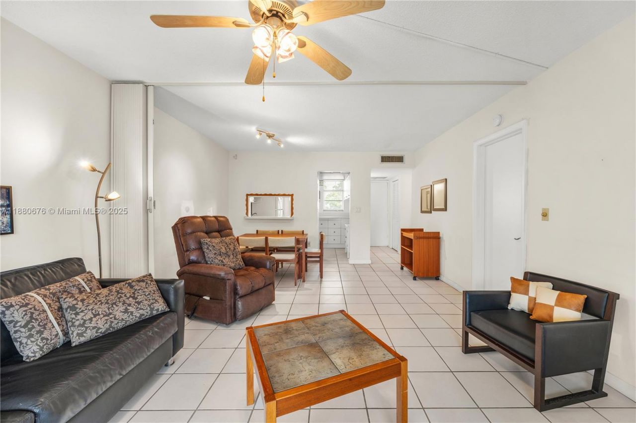 2903 Point East Dr, Unit K111, Aventura, FL 33160 Photo