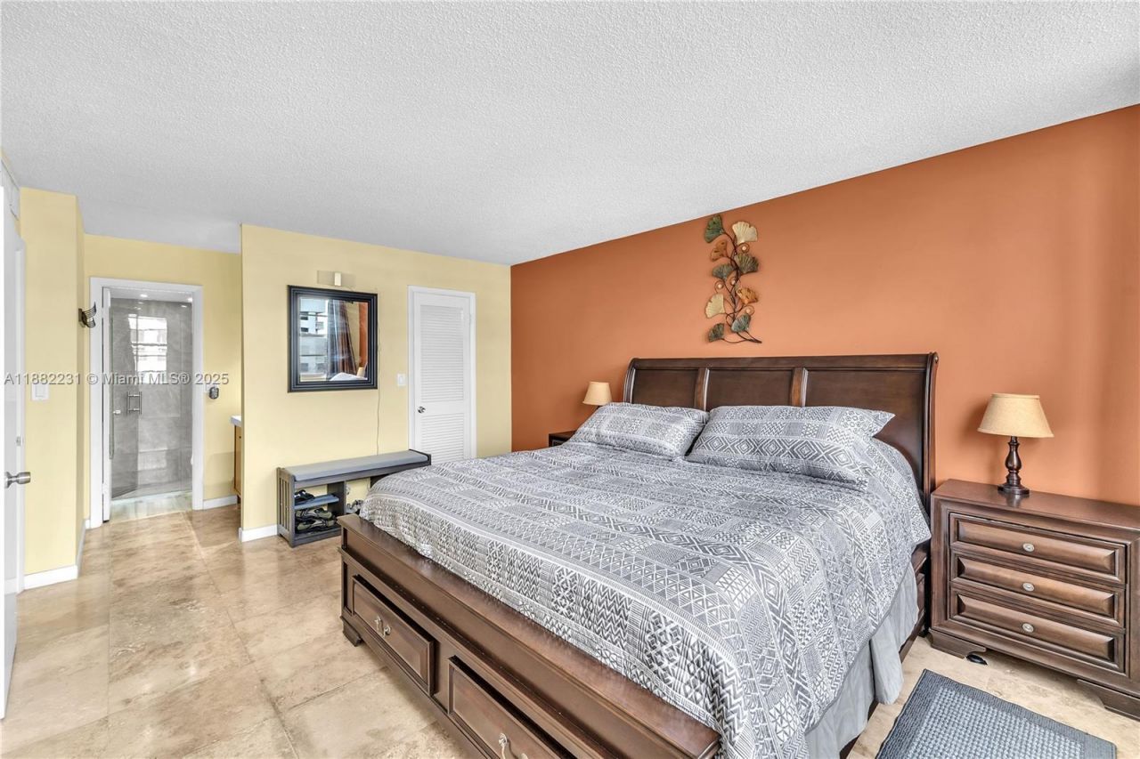 3161 S Ocean Dr, Unit 802, Hallandale Beach, FL 33009 Photo