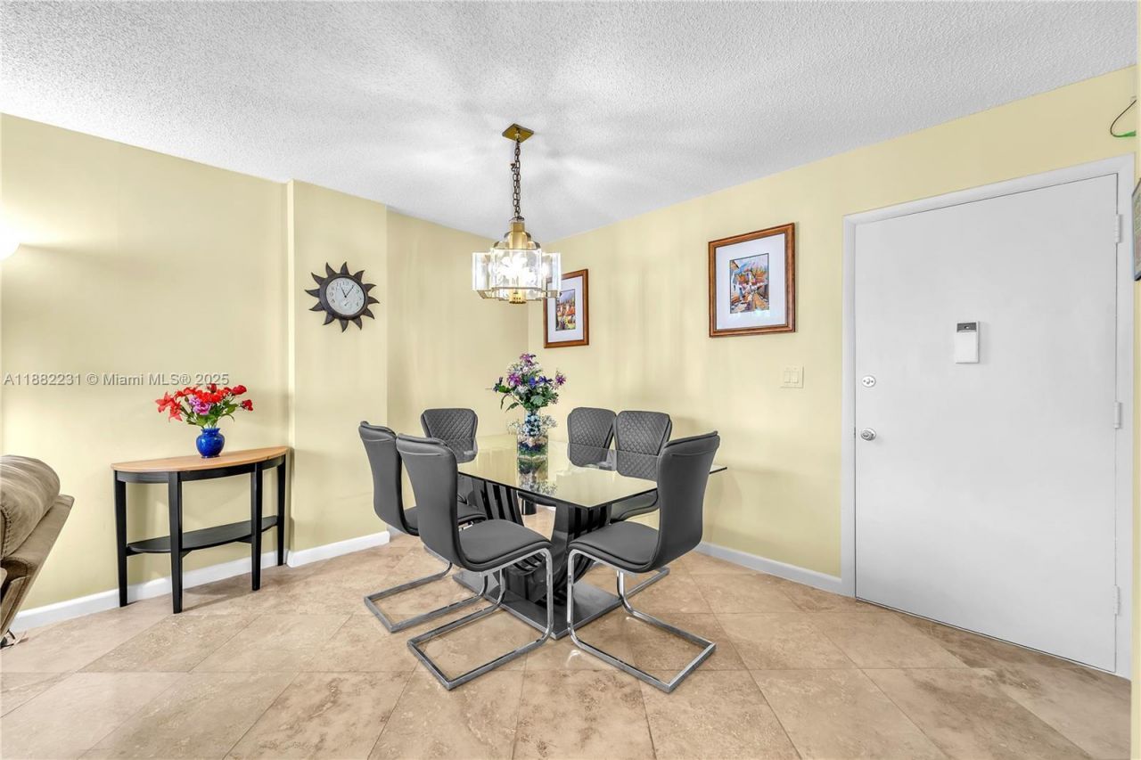 3161 S Ocean Dr, Unit 802, Hallandale Beach, FL 33009 Photo