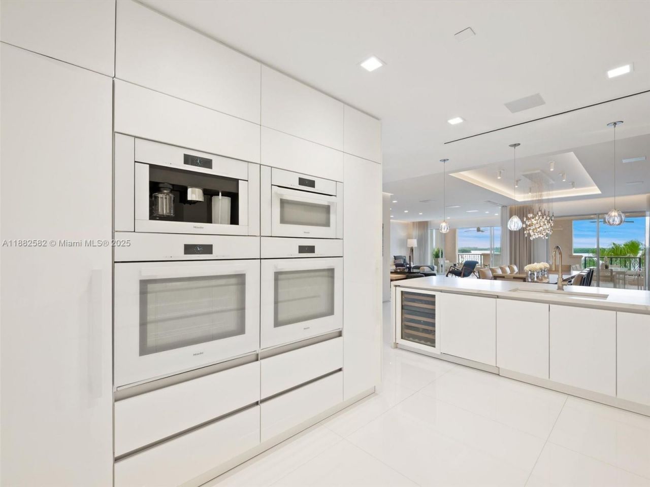 5053 Fisher Island Dr, Unit 5053, Miami Beach, FL 33109 Photo