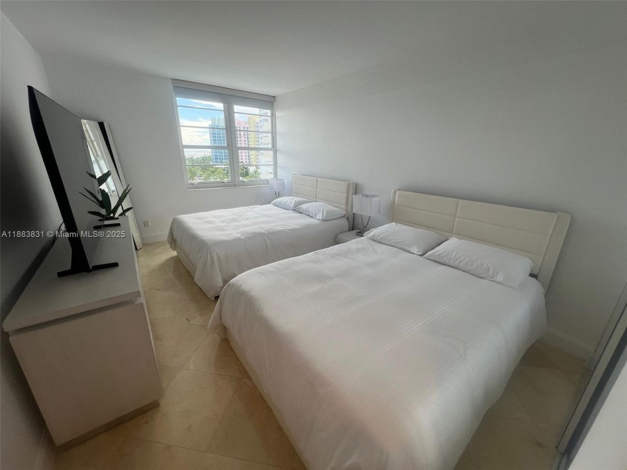 100 Lincoln Rd, Unit 848, Miami Beach, FL 33139 Photo