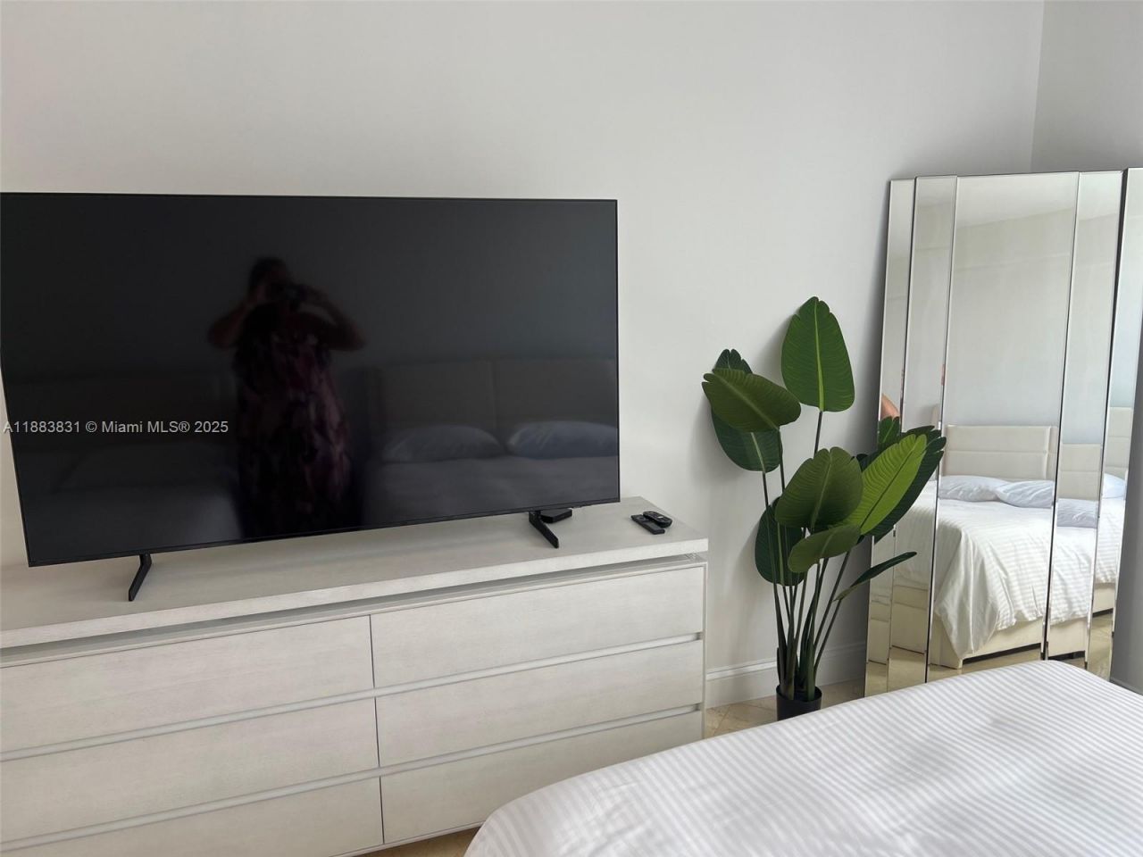 100 Lincoln Rd, Unit 848, Miami Beach, FL 33139 Photo