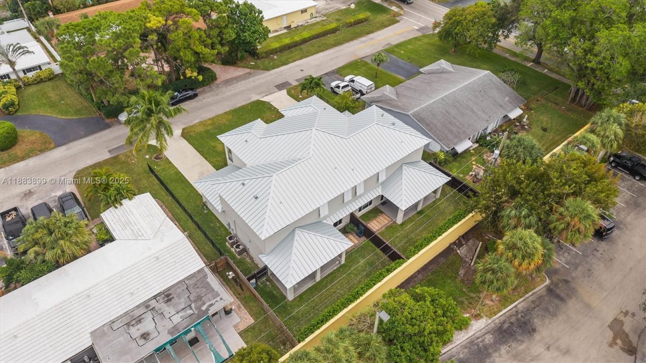 2431 NE 20th Ave, Lighthouse Point, FL 33064 Photo