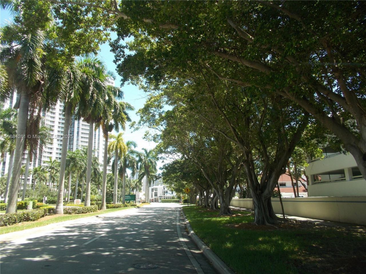 3620 Yacht Club Dr, Unit 503, Aventura, FL 33180 Photo