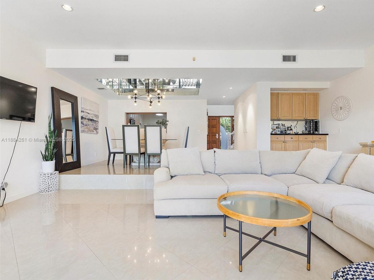 3620 Yacht Club Dr, Unit 503, Aventura, FL 33180 Photo