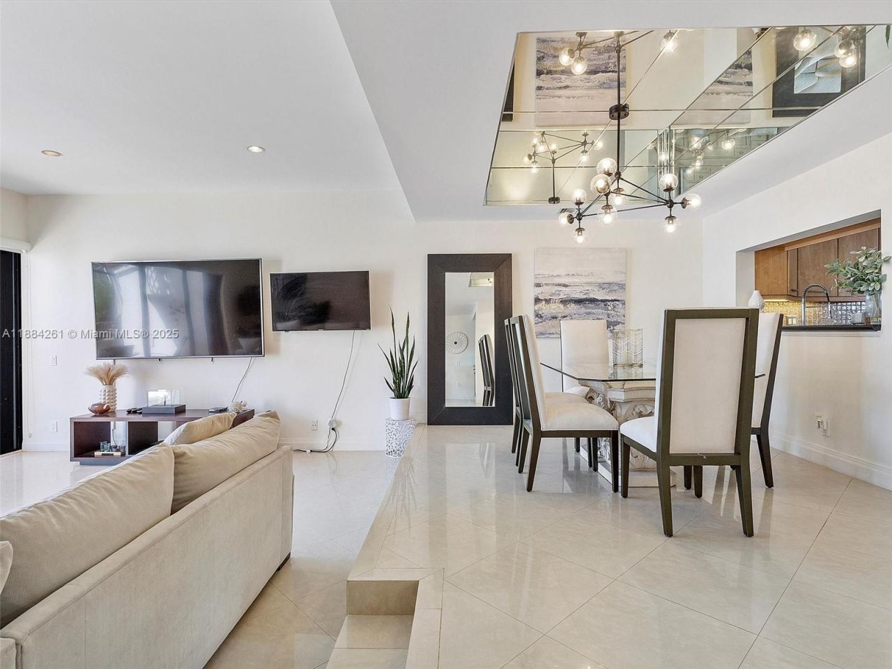 3620 Yacht Club Dr, Unit 503, Aventura, FL 33180 Photo