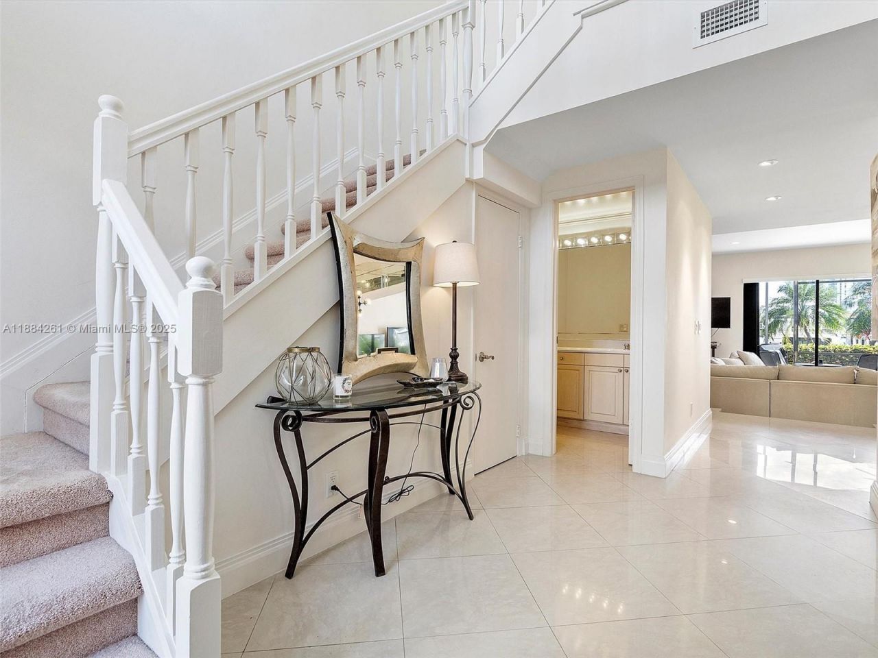 3620 Yacht Club Dr, Unit 503, Aventura, FL 33180 Photo