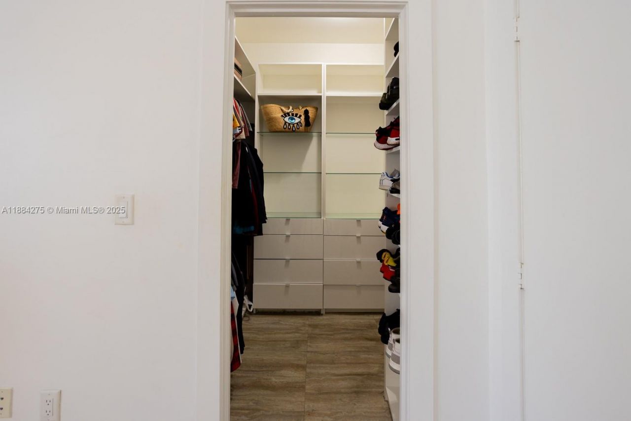 10279 NW 72nd St, Doral, FL 33178 Photo