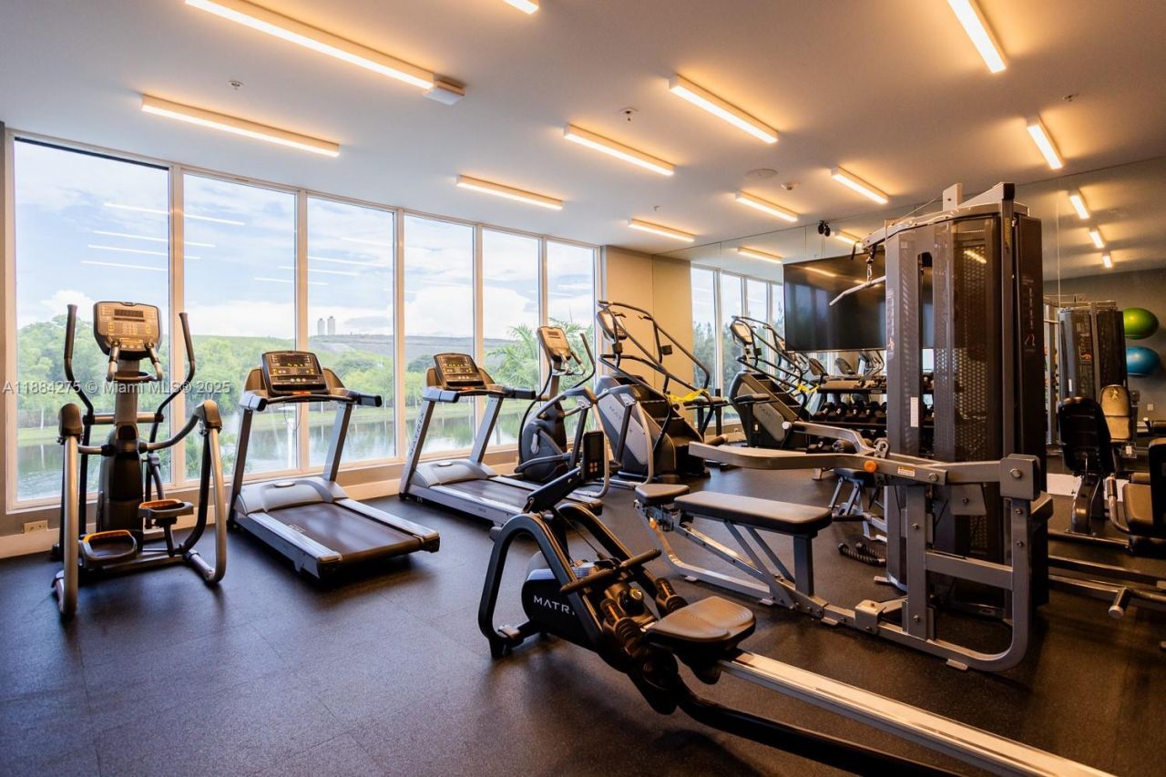 10279 NW 72nd St, Doral, FL 33178 Photo