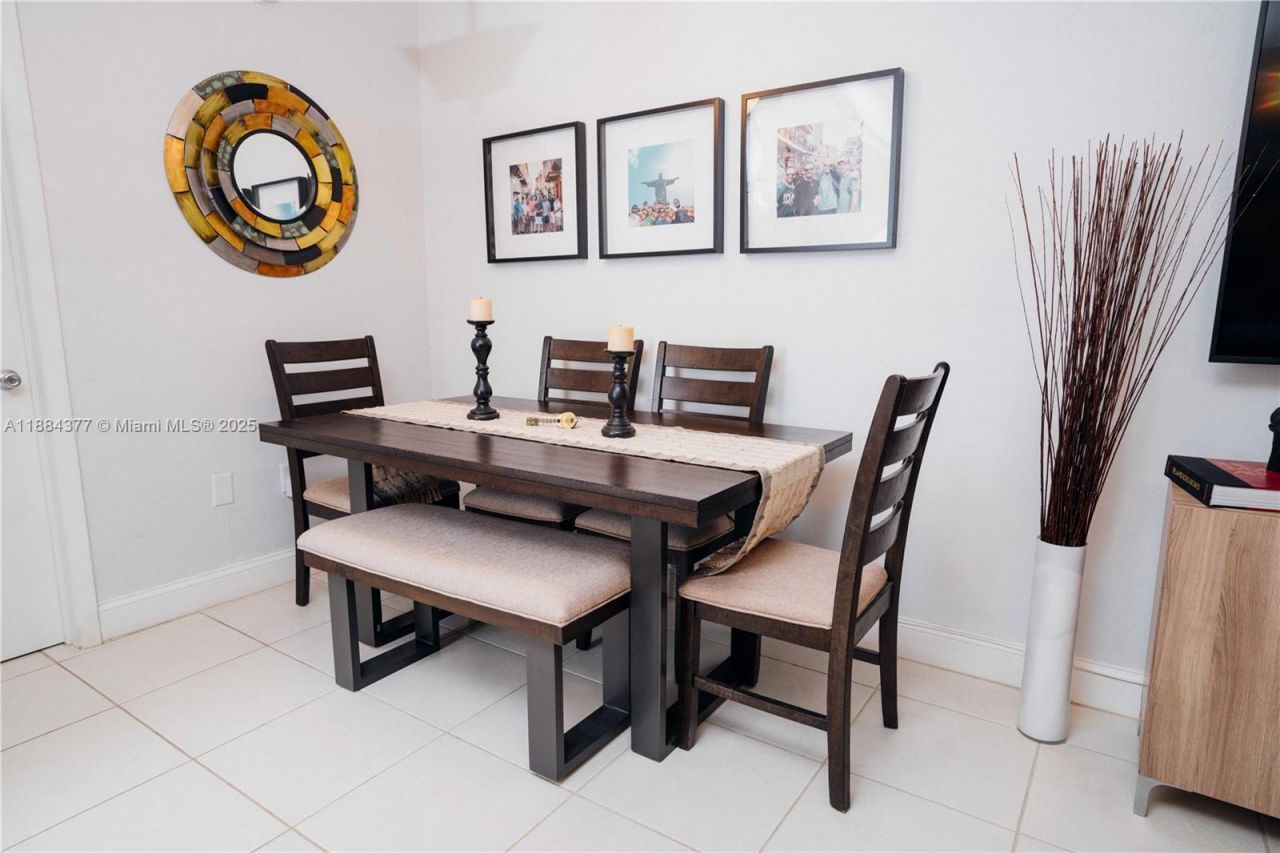 7901 SW 64th Ave, Unit 6, South Miami, FL 33143 Photo