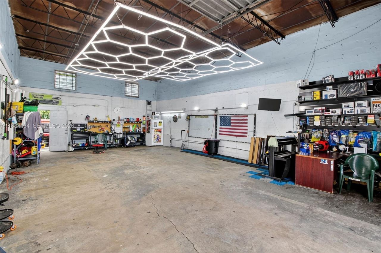 449 E Okeechobee Rd, Hialeah, FL 33010 Photo