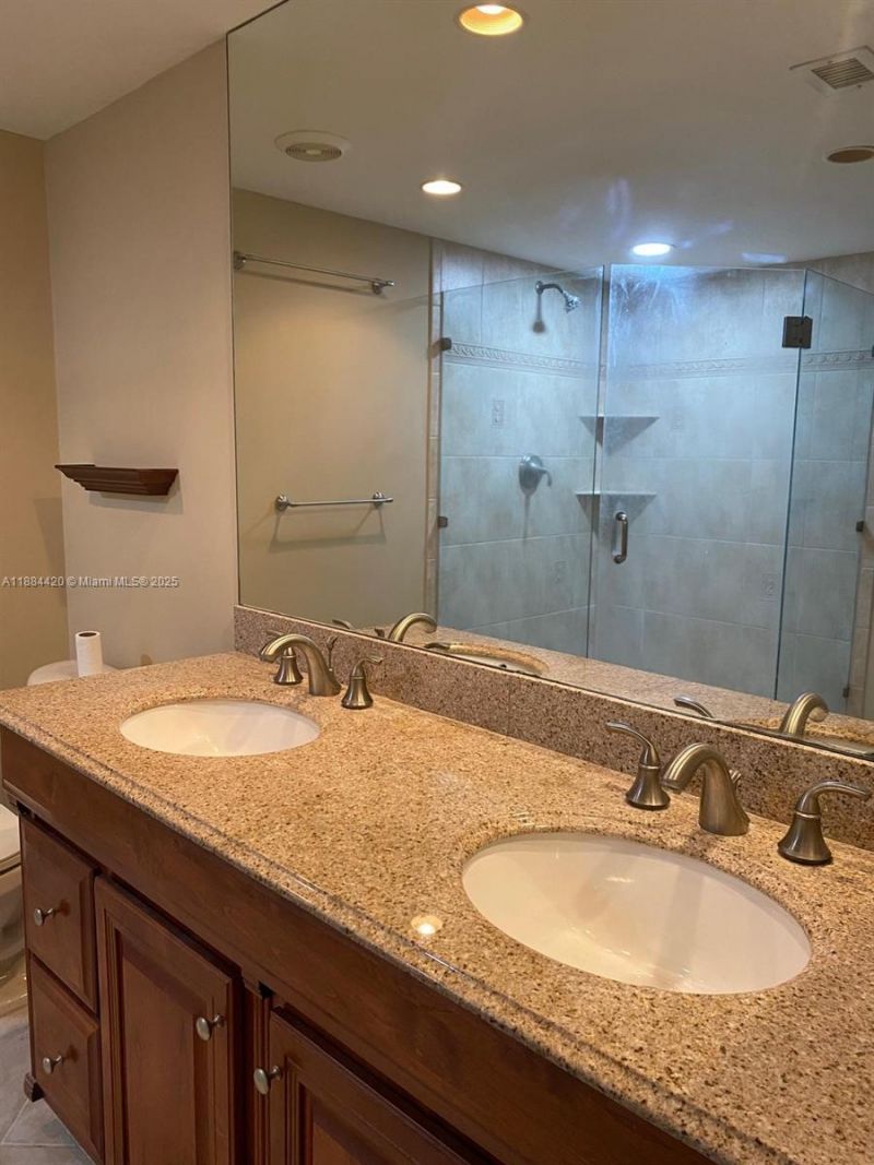 4200 N Ocean Dr, Unit 1-1103, Riviera Beach, FL 33404 Photo