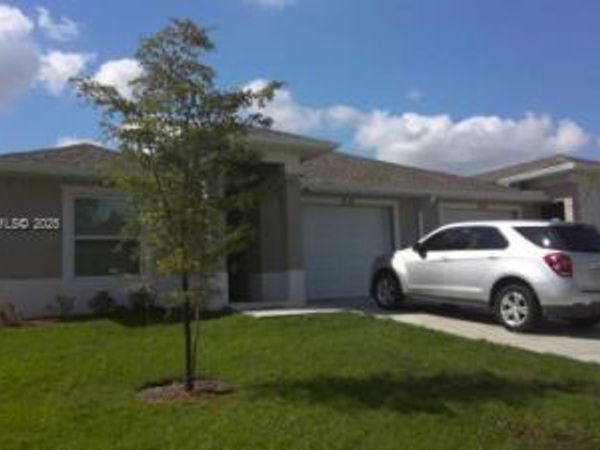 5113-5115 30th SW, Lehigh Acres, FL 33973