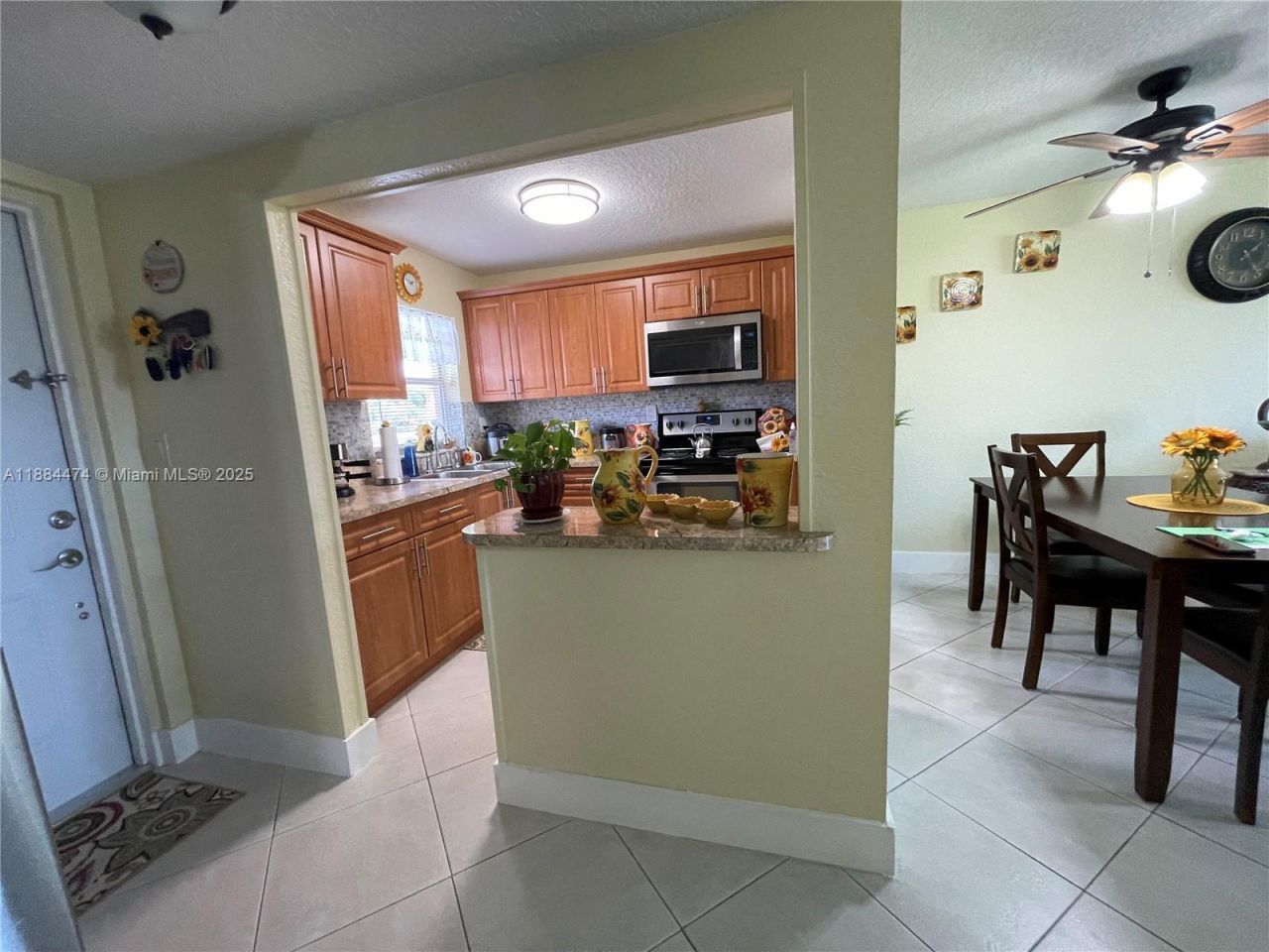 9041 Sunrise Lakes Blvd, Unit 108, Sunrise, FL 33322 Photo