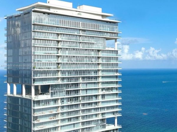 18501 Collins Ave, Unit 5001, Sunny Isles Beach, FL 33160